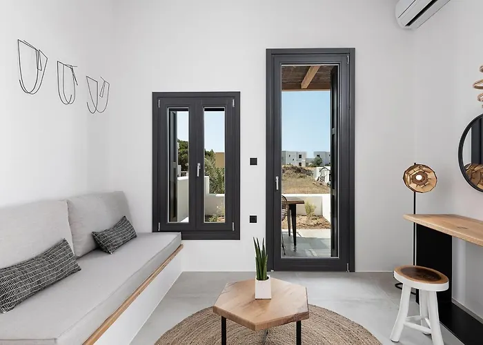 Athina Milos Apartman *