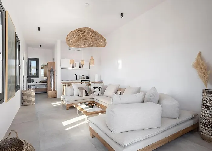 Athina Milos Adámasz