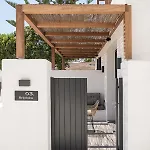 Apartment Athina Milos