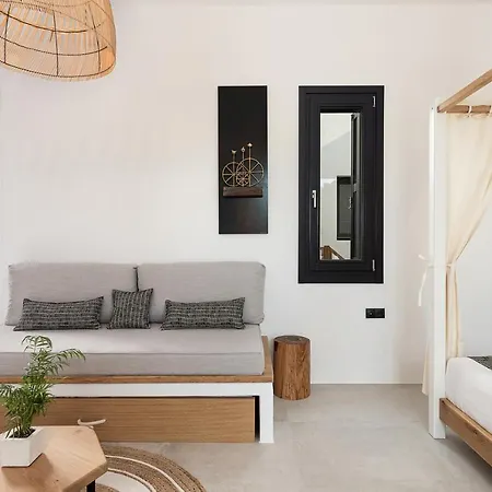 Athina Milos Adamantas (Milos)