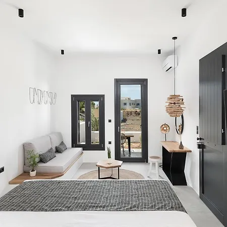 Athina Milos Apartment