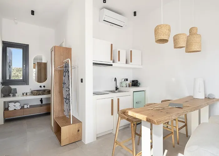 Athina Milos * アダマス